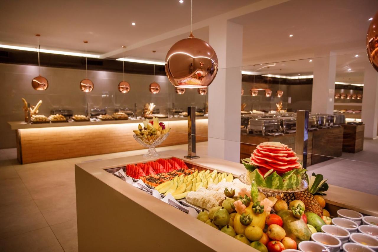 La Torre Resort All Inclusive Porto Seguro Ngoại thất bức ảnh The buffet at the hotel