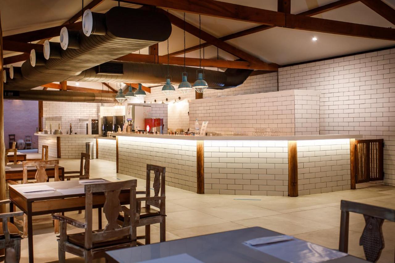 La Torre Resort All Inclusive Porto Seguro Ngoại thất bức ảnh The restaurant at the National Motor Museum